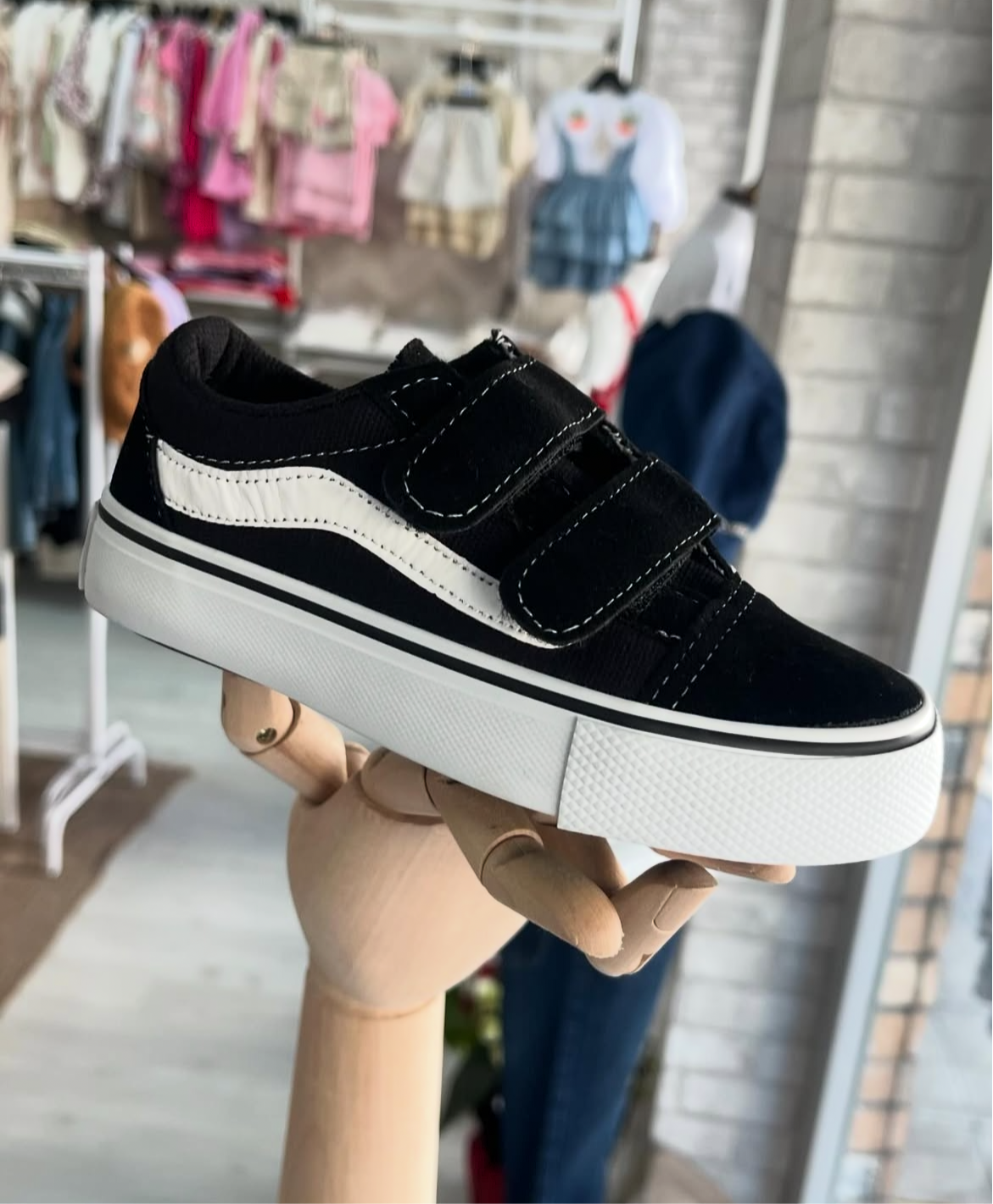 MUADİL VANS