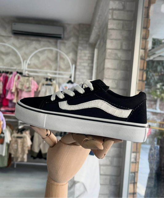 MUADİL VANS